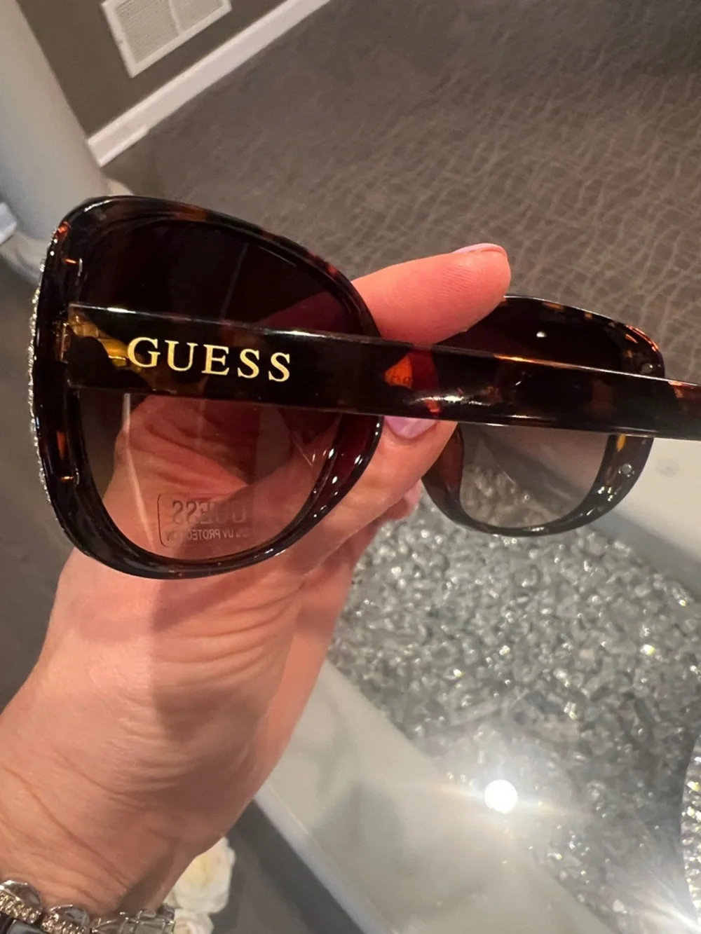 GUESS Women's Tortoise Brown Gradient Sunglasses with Crystal Temples - Picture 2 of 8
